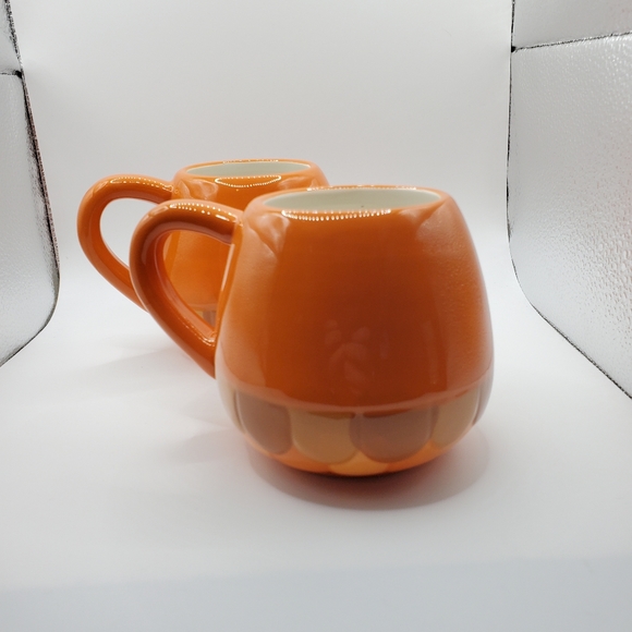 Two Mesa Home Products Big Eyed Owl Coffee Mugs Orange Brown Ceramic Left Handed - Picture 6 of 10